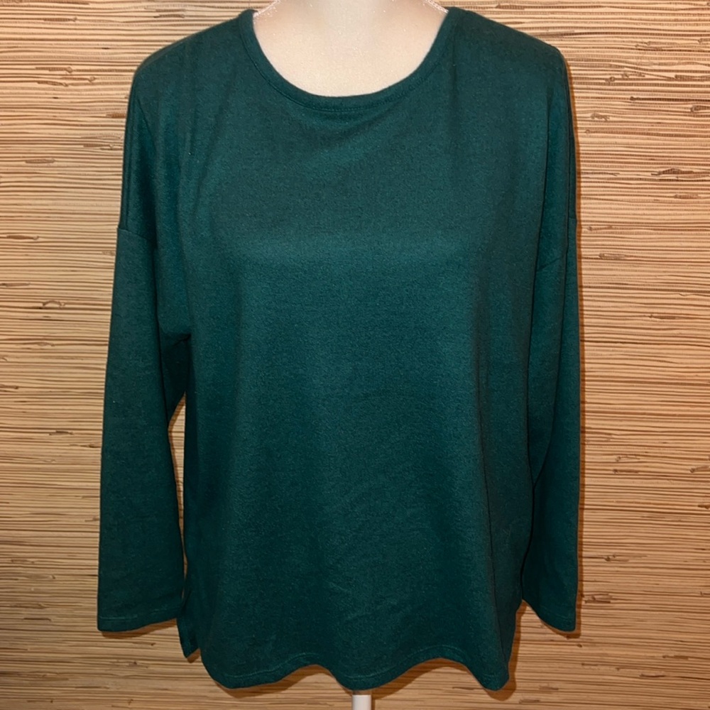 Style & co green evergreen SUPER soft sweater medium long sleeve. Cozy! EUC!